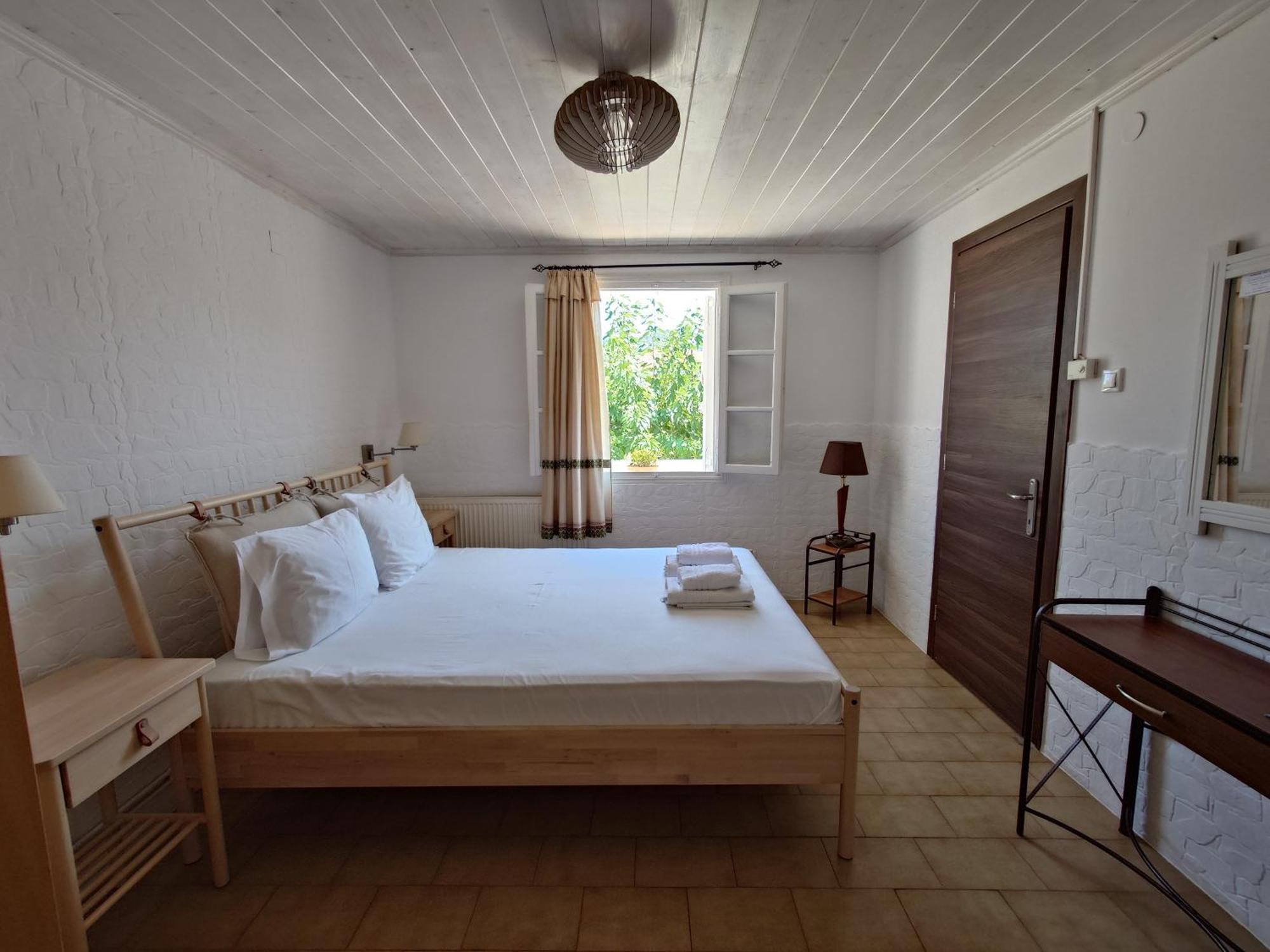 Elena Apartments Ithaca Вати Экстерьер фото